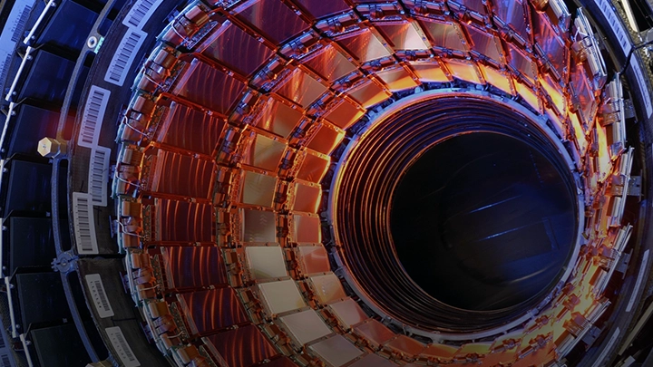 From kW to MW: powering the future of particle acceleration with solid-state technology